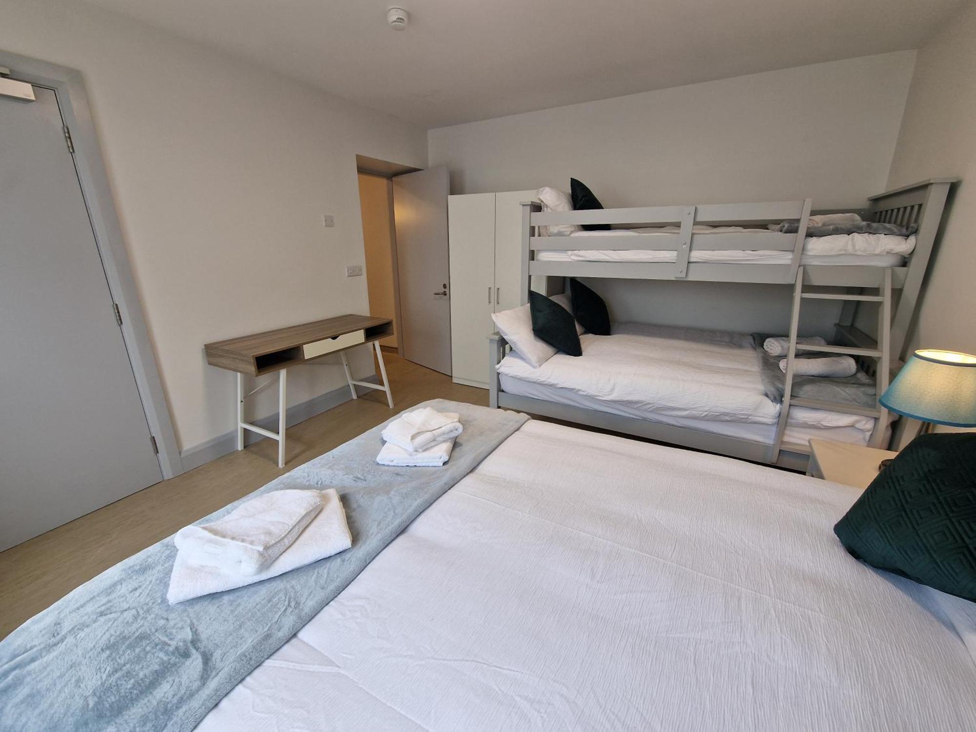 بيت شباب Trivia House Swanlinbar المظهر الخارجي الصورة
