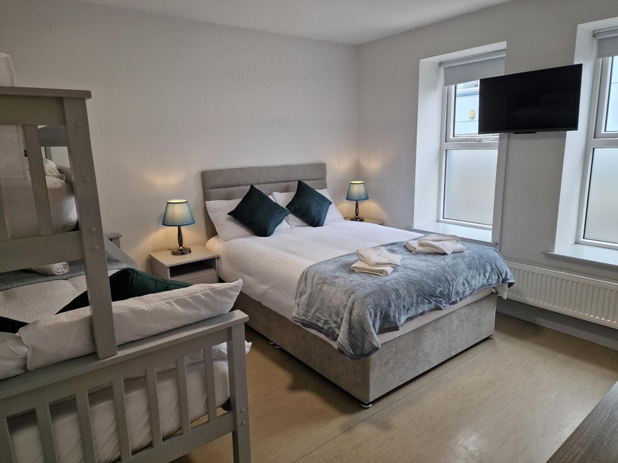 بيت شباب Trivia House Swanlinbar المظهر الخارجي الصورة
