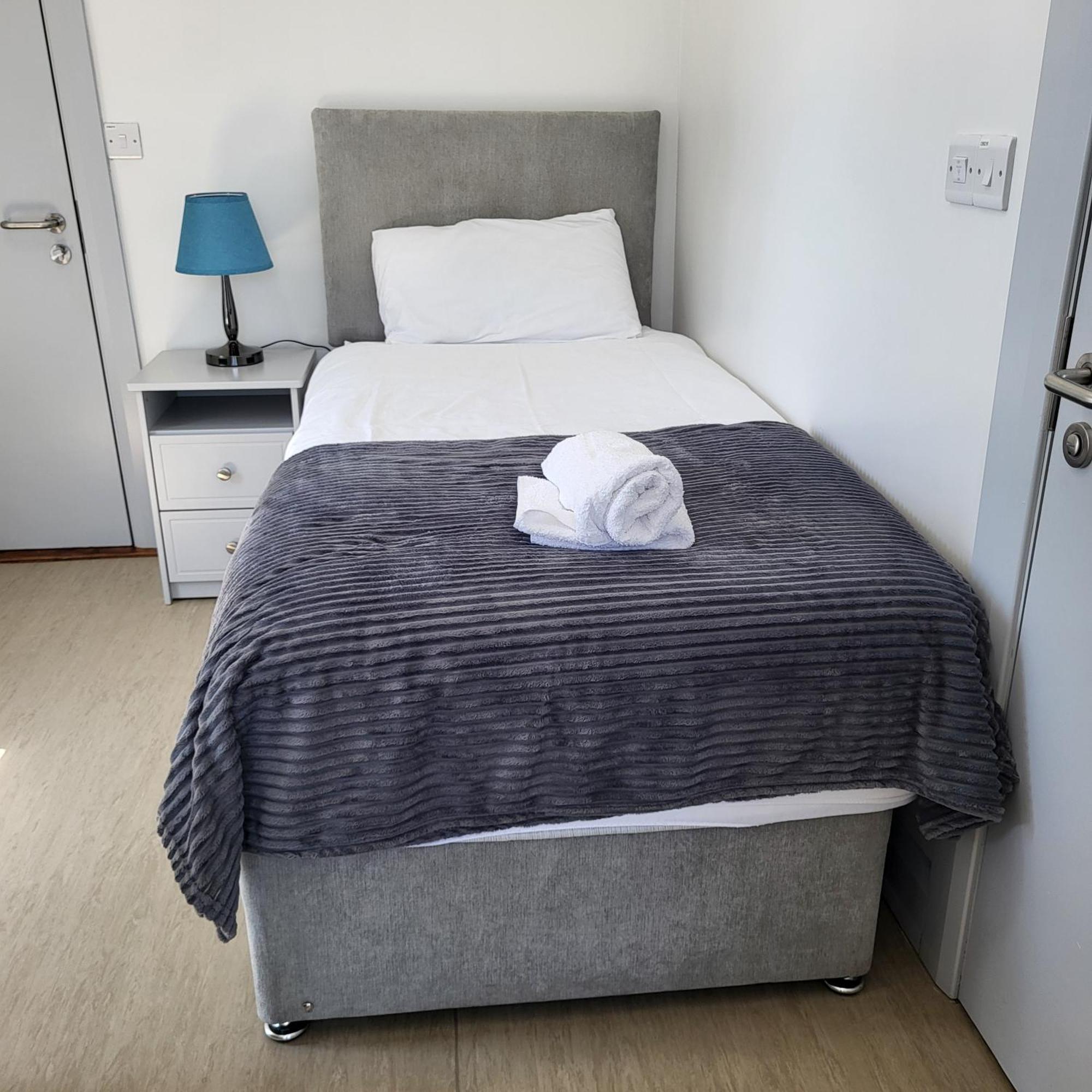 بيت شباب Trivia House Swanlinbar المظهر الخارجي الصورة